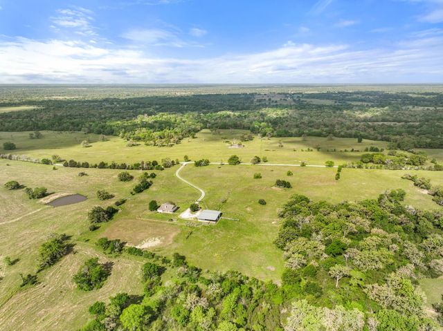 3817 Hardy Road, Madisonville, TX 77864