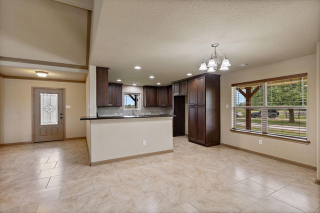 3817 Hardy Road, Madisonville, TX 77864