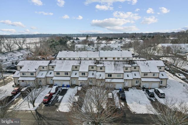 8 BAYLEAF DR, Lumberton, NJ 08048