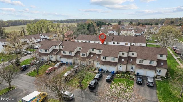 8 BAYLEAF DR, Lumberton, NJ 08048