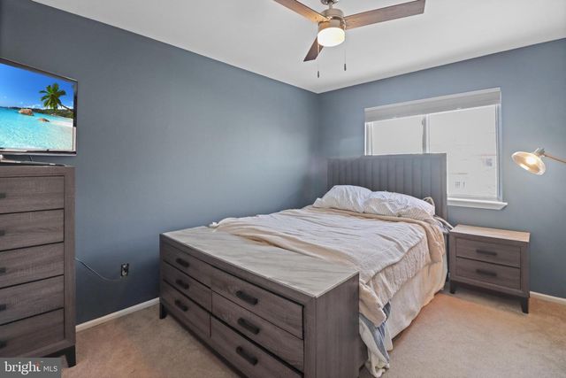 8 BAYLEAF DR, Lumberton, NJ 08048