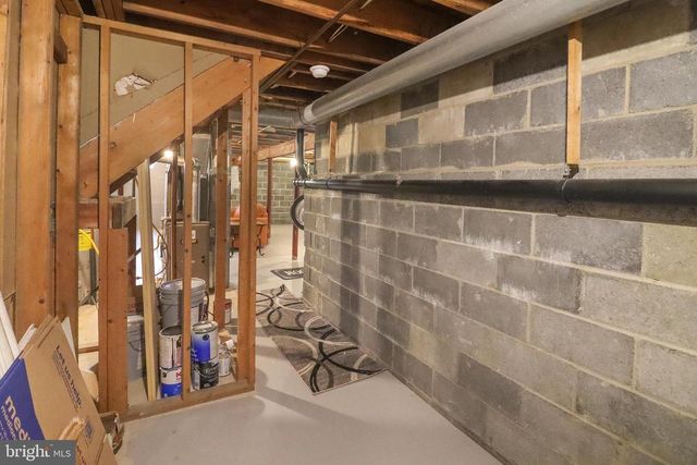 8 BAYLEAF DR, Lumberton, NJ 08048