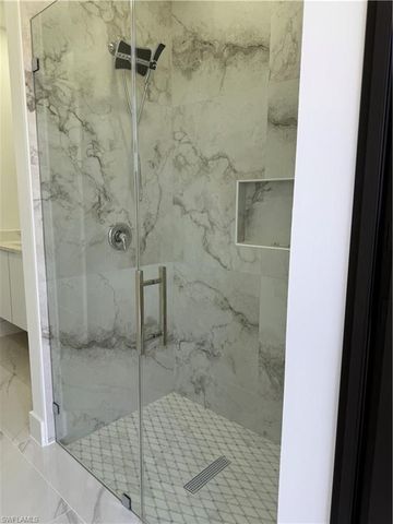 1117 NE 15th ST, Cape Coral, FL 33909