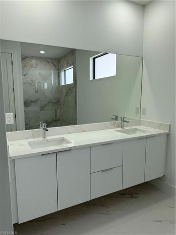 1117 NE 15th ST, Cape Coral, FL 33909