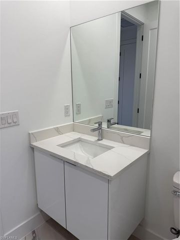 1117 NE 15th ST, Cape Coral, FL 33909