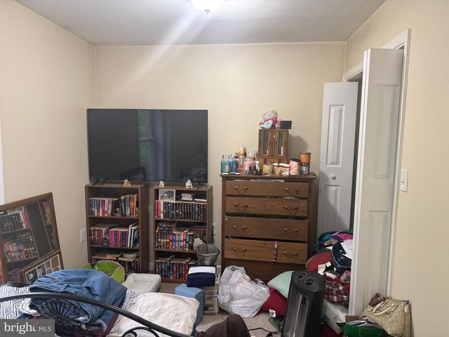 4810 FAKE RD, York, PA 17406