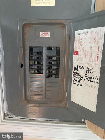 4810 FAKE RD, York, PA 17406