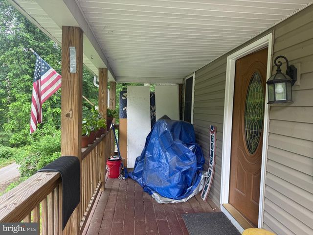 4810 FAKE RD, York, PA 17406