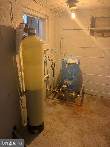 4810 FAKE RD, York, PA 17406