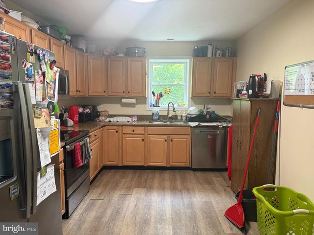 4810 FAKE RD, York, PA 17406