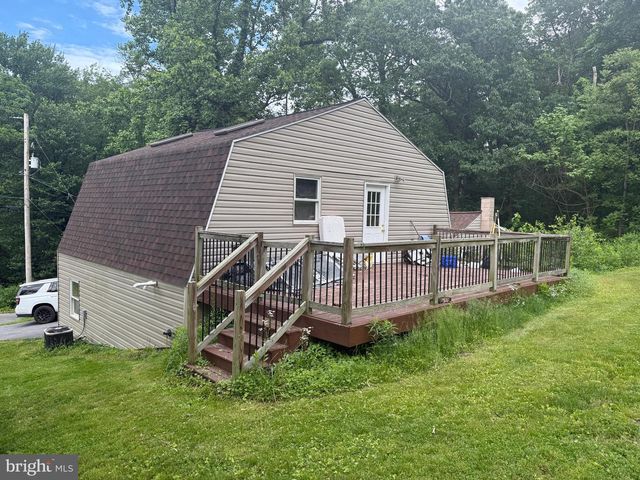 4810 FAKE RD, York, PA 17406