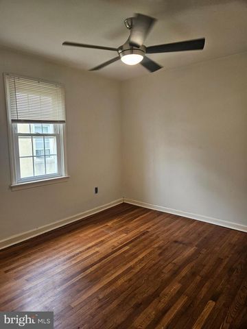 2805 MOUNT CARMEL AVE, Glenside, PA 19038