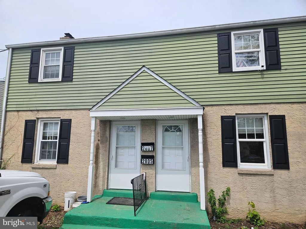2805 MOUNT CARMEL AVE, Glenside, PA 19038