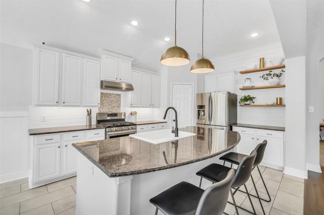 13719 Brighton Park Drive, Houston, TX 77044