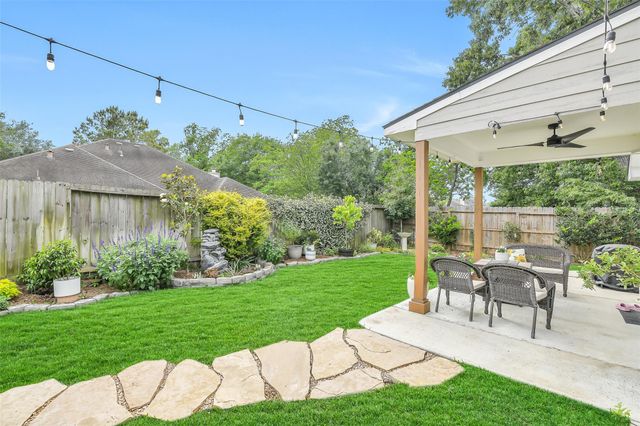 13719 Brighton Park Drive, Houston, TX 77044