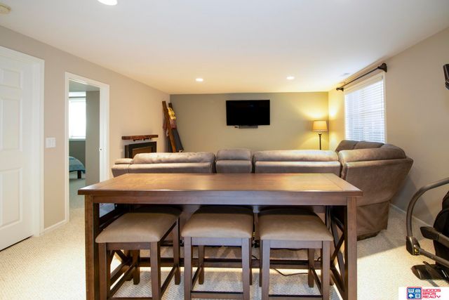 5900 White Fish Drive, Lincoln, NE 68516