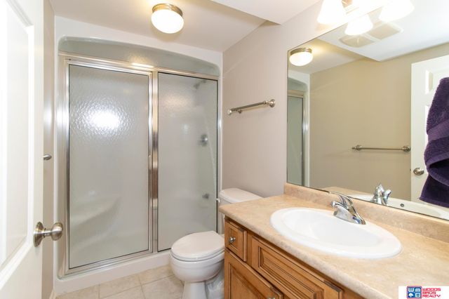 5900 White Fish Drive, Lincoln, NE 68516