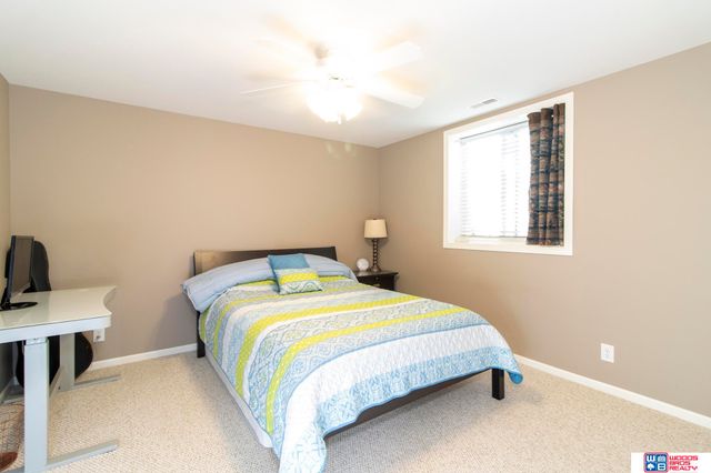 5900 White Fish Drive, Lincoln, NE 68516