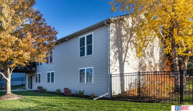 5900 White Fish Drive, Lincoln, NE 68516