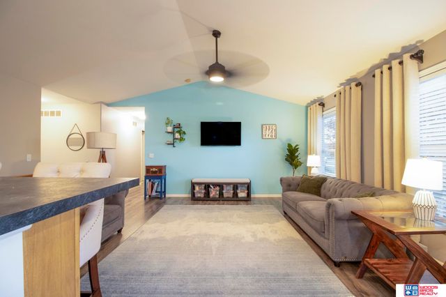 5900 White Fish Drive, Lincoln, NE 68516