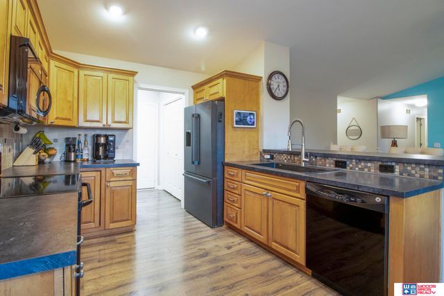 5900 White Fish Drive, Lincoln, NE 68516