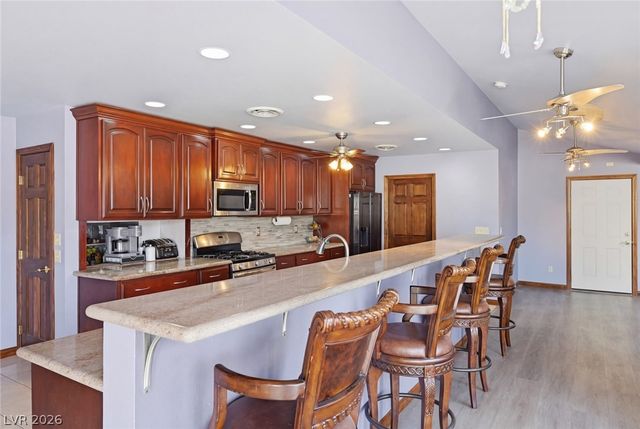 1727 Cherokee Lane, Las Vegas, NV 89169