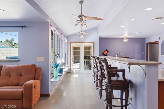 1727 Cherokee Lane, Las Vegas, NV 89169