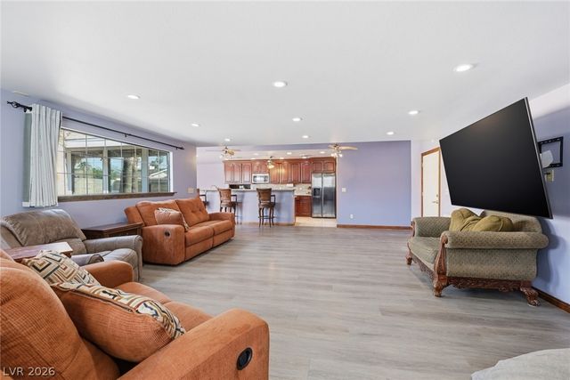 1727 Cherokee Lane, Las Vegas, NV 89169