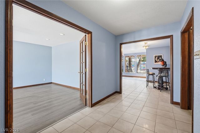 1727 Cherokee Lane, Las Vegas, NV 89169