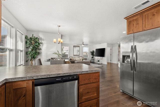 405 Cardinal Avenue, Winlock, WA 98596