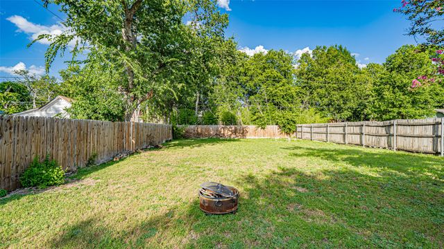 629 Kimbrough Street, White Settlement, TX 76108