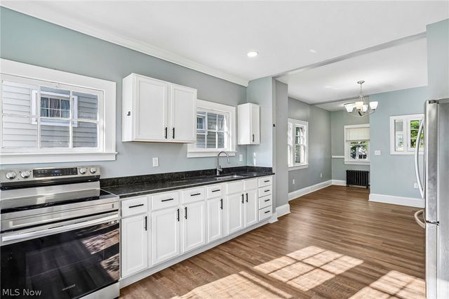 1188 Cleveland Heights Boulevard, Cleveland Heights, OH 44121