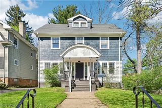 1188 Cleveland Heights Boulevard, Cleveland Heights, OH 44121