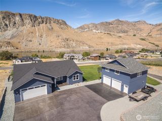 15 E Shore Court, Orondo, WA 98843