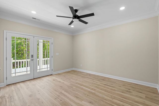 1027 Hickory Dr., Surfside Beach, SC 29575