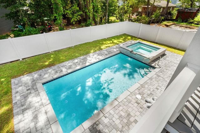 1027 Hickory Dr., Surfside Beach, SC 29575