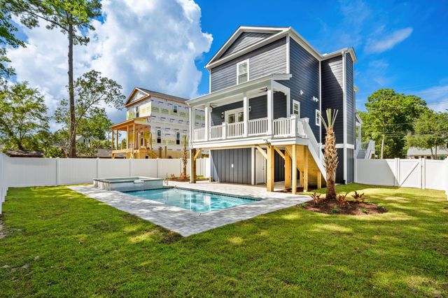 1027 Hickory Dr., Surfside Beach, SC 29575