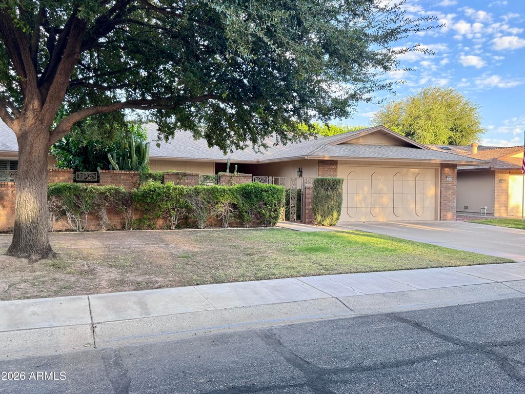 18225 N 103RD Avenue, Sun City, AZ 85373 — exterior