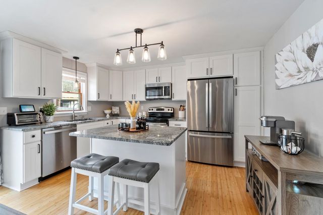 12R Brian Avenue R, Derry, NH 03038