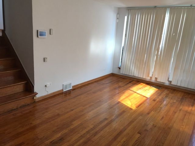 8610 S Wabash Avenue, Chicago, IL 60619
