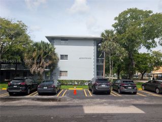 900 Tallwood Ave 305, Hollywood, FL 33021