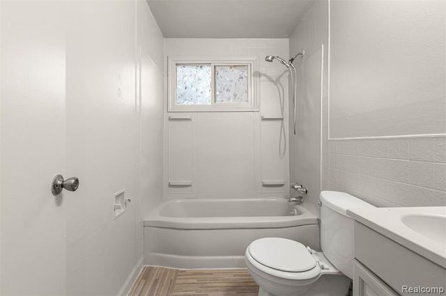 16186 Fenton Street, Detroit, MI 48219