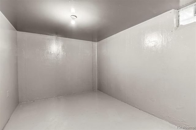 16186 Fenton Street, Detroit, MI 48219