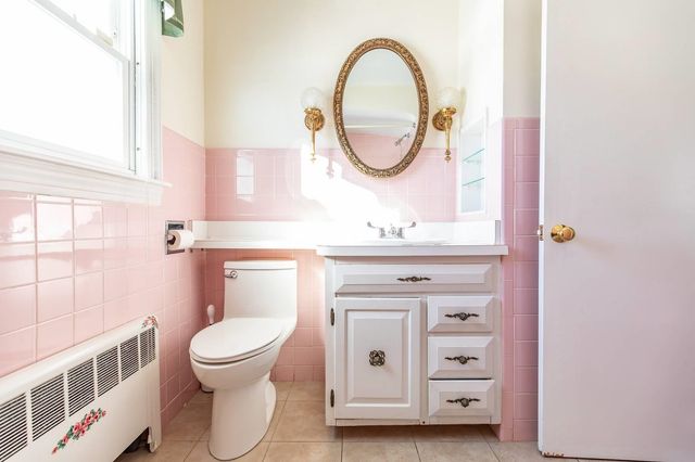 962 Montgomery Street, Manchester, NH 03102