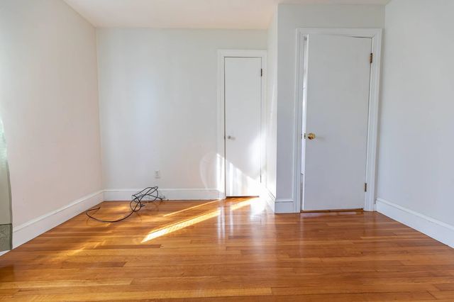 962 Montgomery Street, Manchester, NH 03102