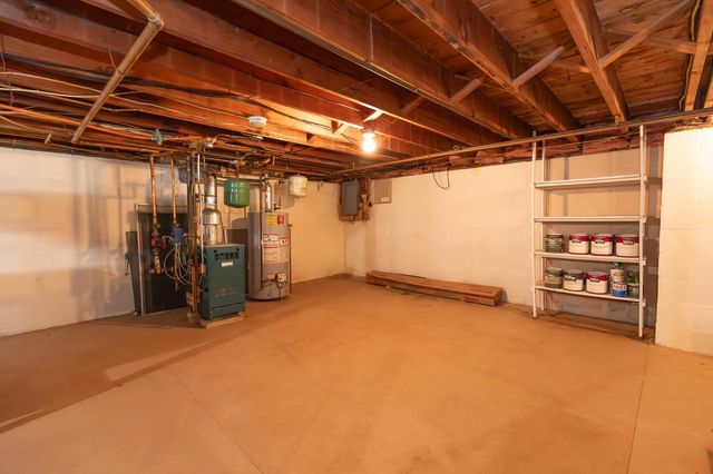 962 Montgomery Street, Manchester, NH 03102