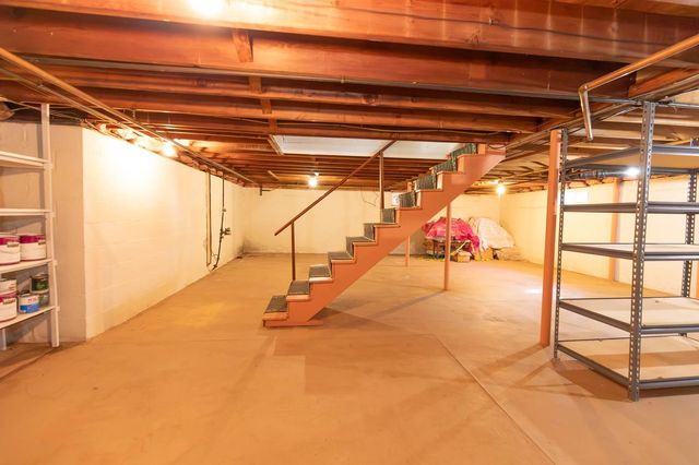 962 Montgomery Street, Manchester, NH 03102