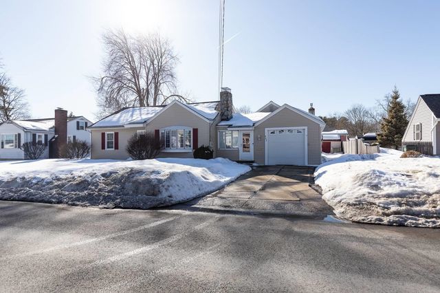 962 Montgomery Street, Manchester, NH 03102