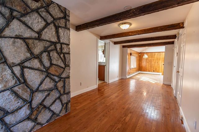 962 Montgomery Street, Manchester, NH 03102