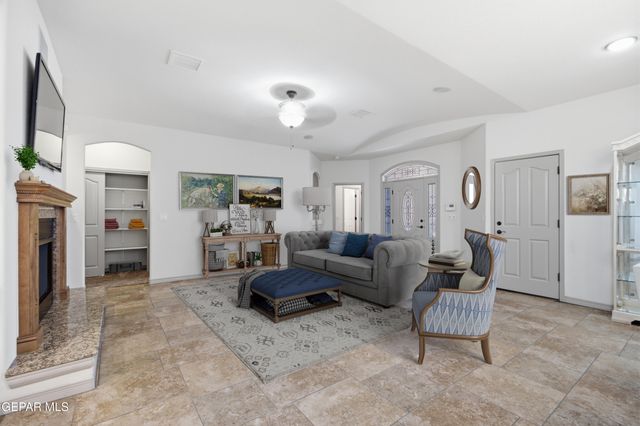 12705 COZY PRAIRIE Court, El Paso, TX 79938